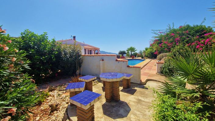 Image No.47-4 Bed Country House for sale