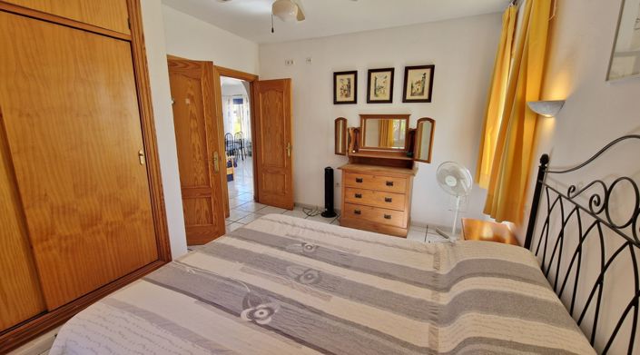 Image No.18-3 Bed Country House for sale