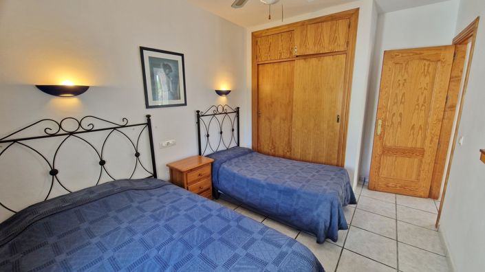 Image No.23-3 Bed Country House for sale