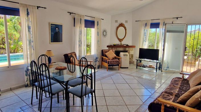 Image No.8-3 Bed Country House for sale