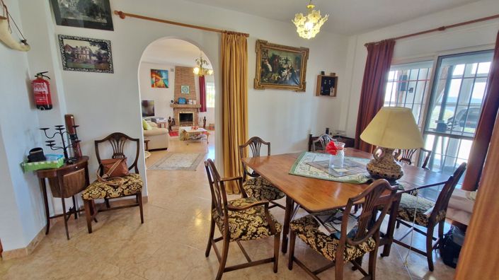 Image No.24-4 Bed Country House for sale