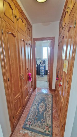 Image No.27-4 Bed Country House for sale