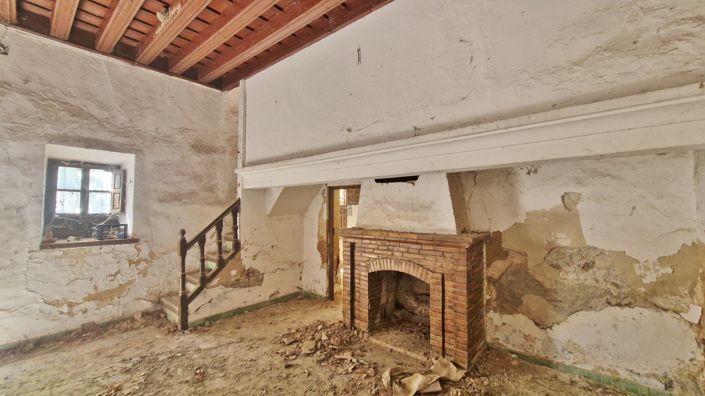 Image No.19-8 Bed Country House for sale