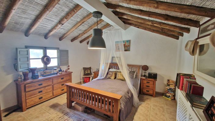 Image No.21-3 Bed Country House for sale