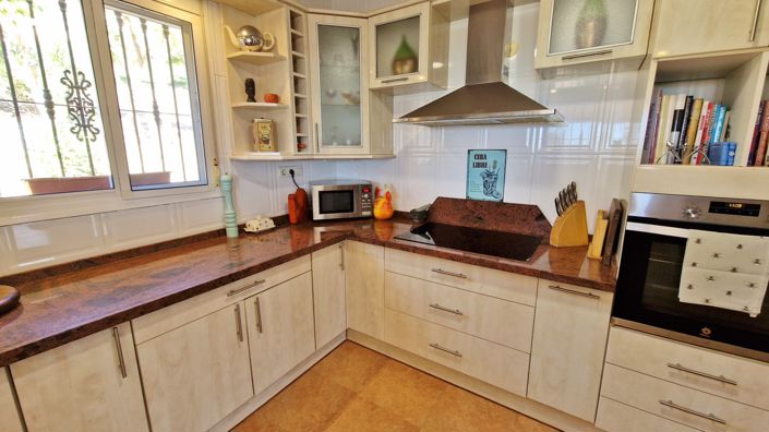 Image No.26-3 Bed Country House for sale