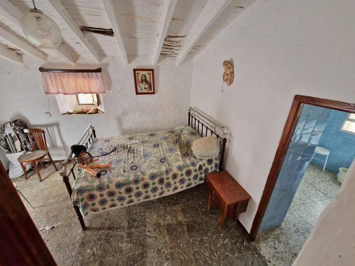 Image No.14-3 Bed Village House for sale