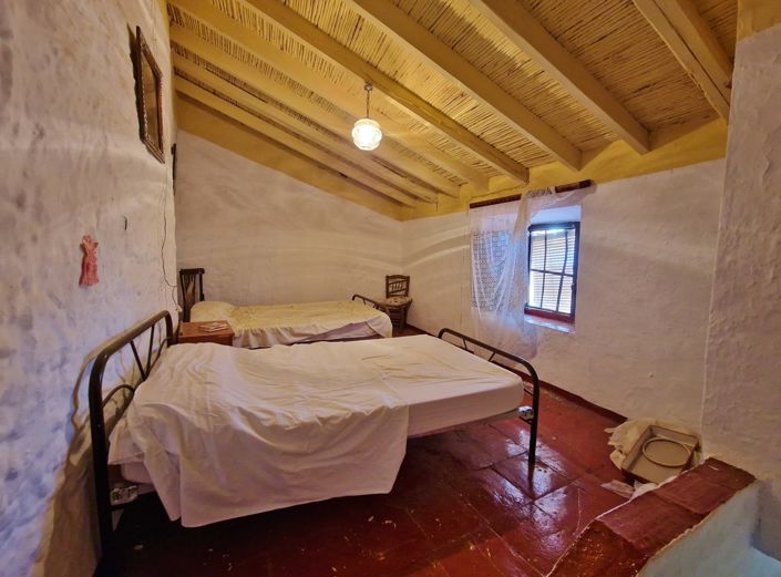 Image No.18-3 Bed Village House for sale