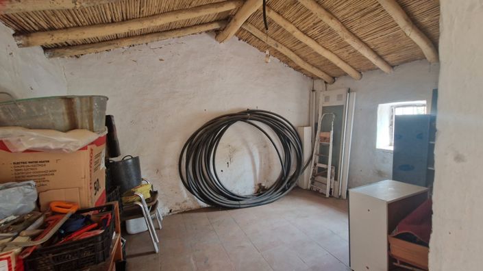 Image No.27-3 Bed Farmhouse for sale