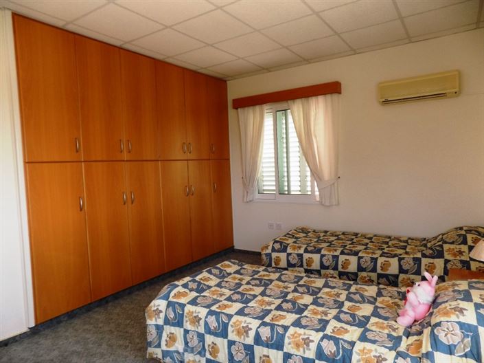 Image No.11-3 Bed Villa for sale