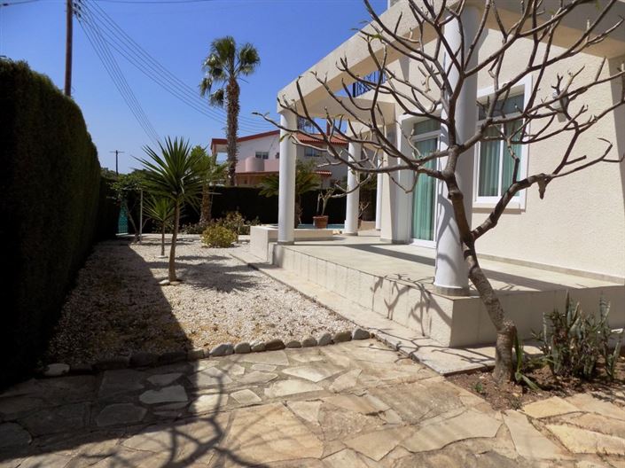 Image No.21-3 Bed Villa for sale