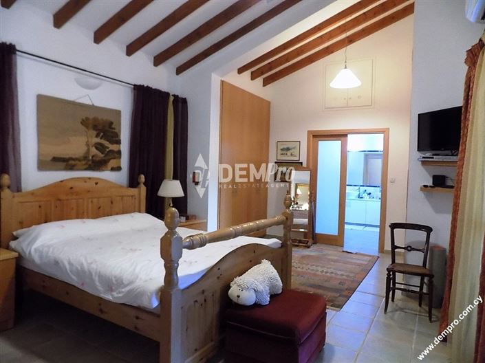 Image No.8-5 Bed Villa for sale