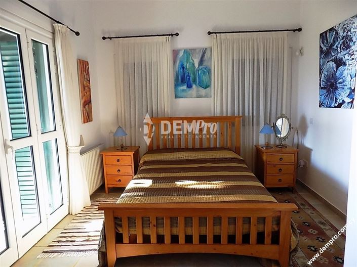 Image No.10-5 Bed Villa for sale