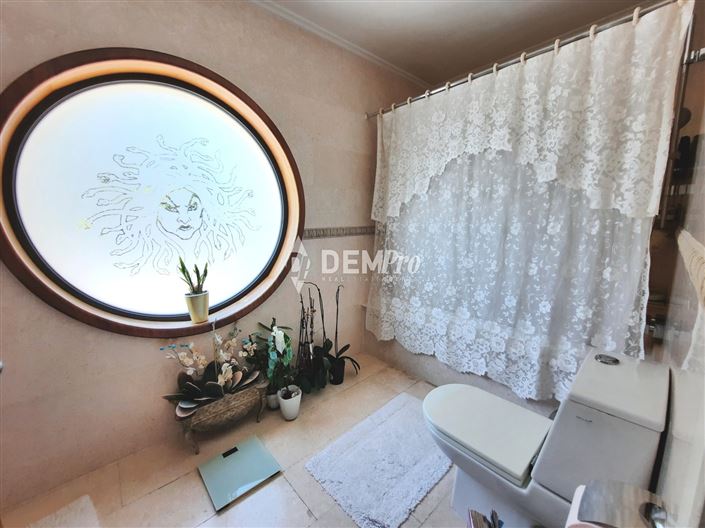 Image No.18-4 Bed Villa for sale