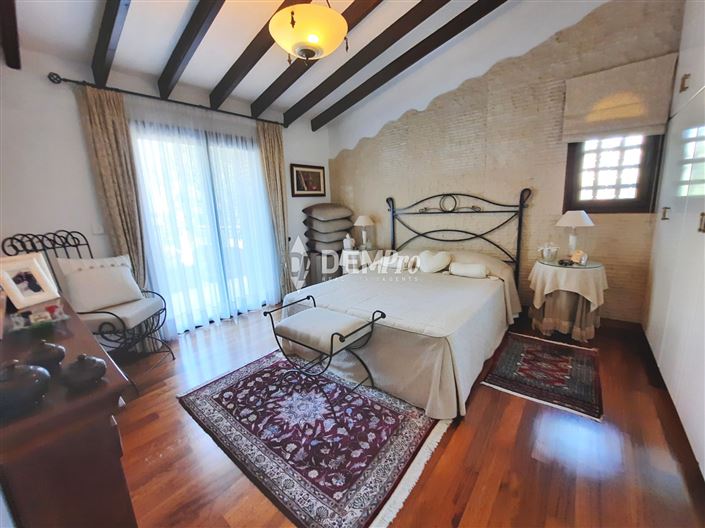 Image No.20-4 Bed Villa for sale