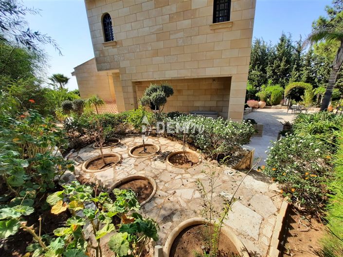 Image No.42-4 Bed Villa for sale