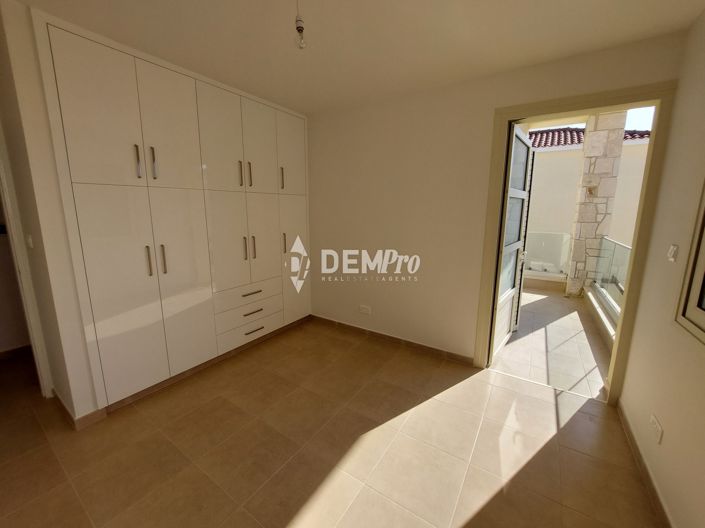 Image No.13-3 Bed Villa for sale