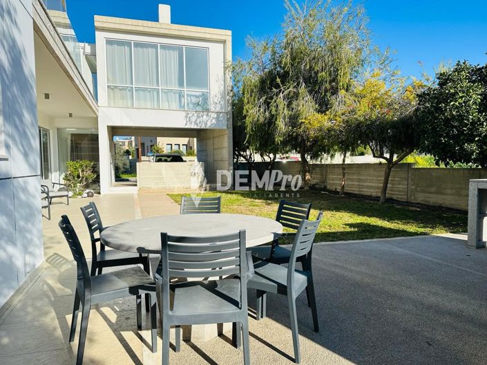 Image No.15-5 Bed Villa for sale