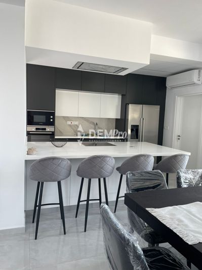 Image No.8-4 Bed Villa for sale