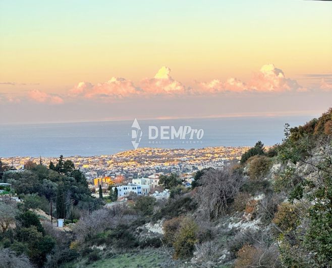 Image No.2-4 Bed Villa for sale