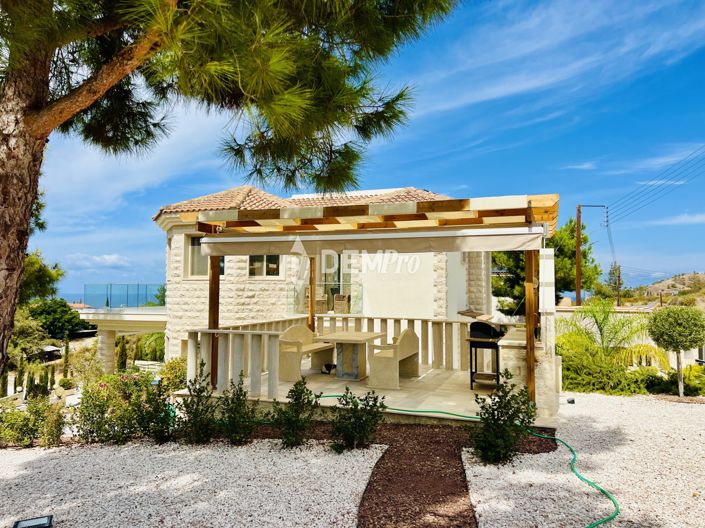 Image No.13-3 Bed Villa for sale