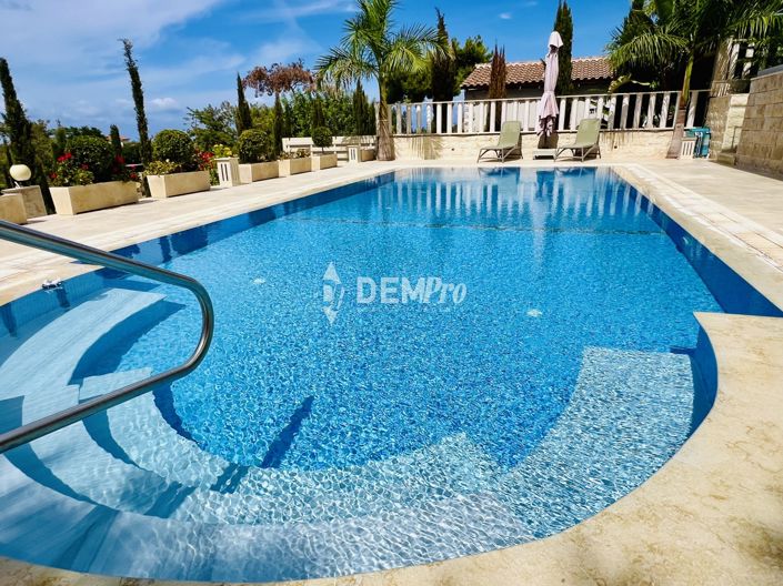 Image No.17-3 Bed Villa for sale