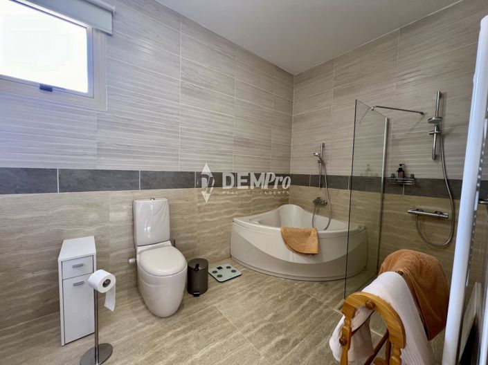 Image No.26-3 Bed Villa for sale