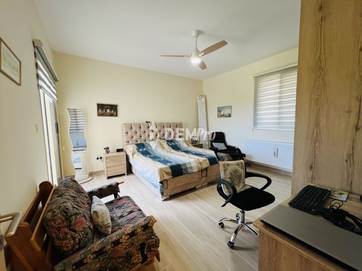 Image No.29-3 Bed Villa for sale