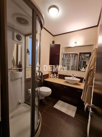 Image No.11-6 Bed Villa for sale