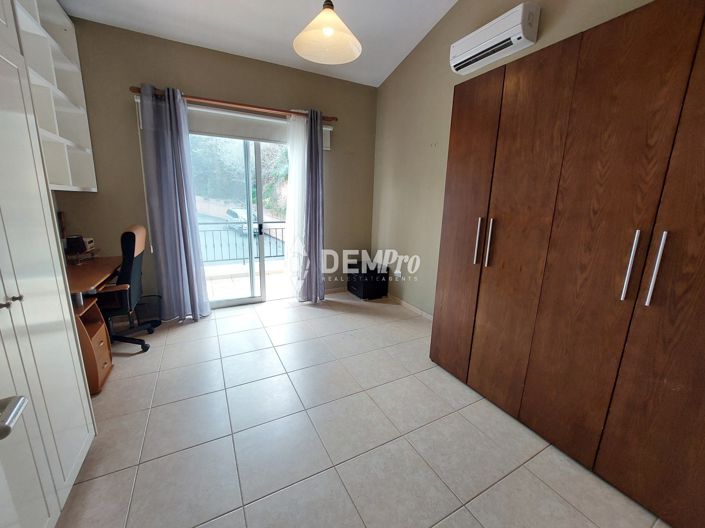 Image No.17-2 Bed Villa for sale