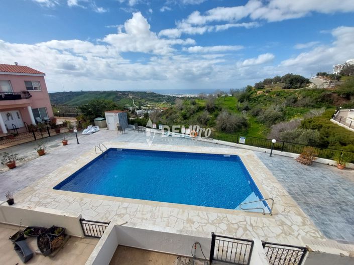 Image No.20-2 Bed Villa for sale