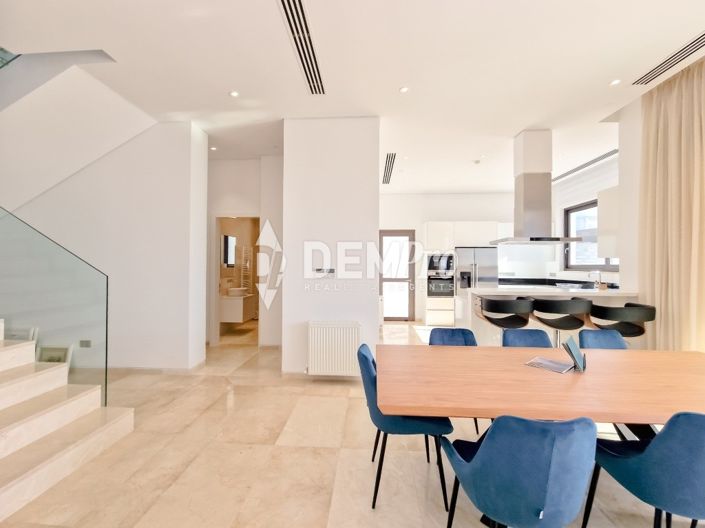 Image No.21-3 Bed Villa for sale