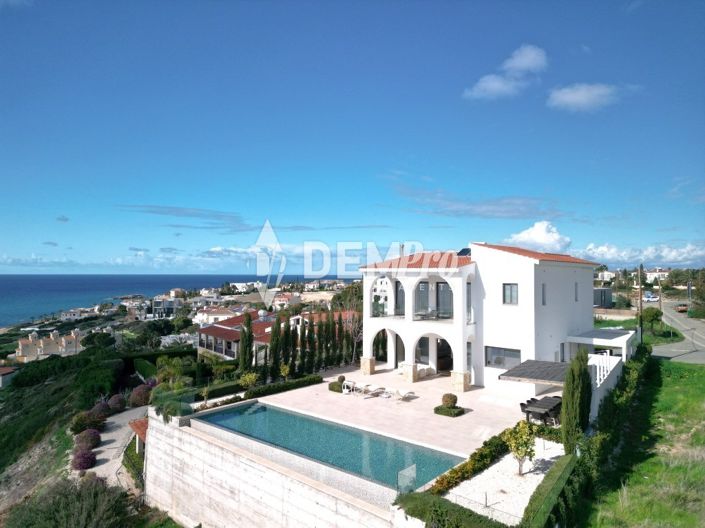 Image No.49-3 Bed Villa for sale