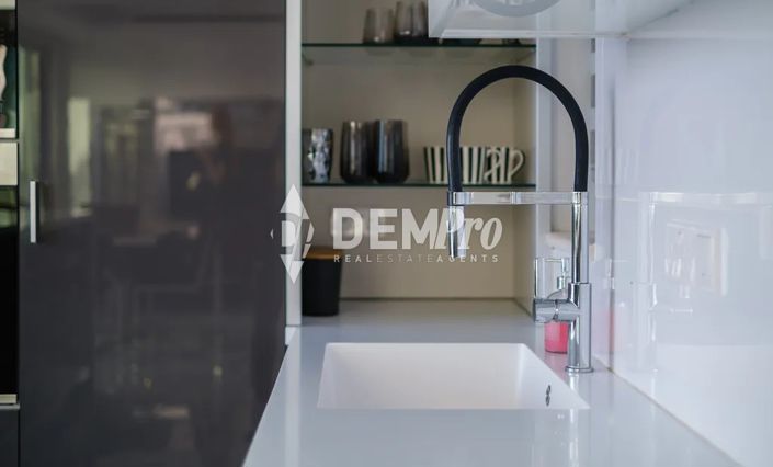 Image No.10-4 Bed Villa for sale