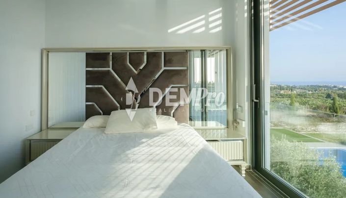 Image No.12-4 Bed Villa for sale