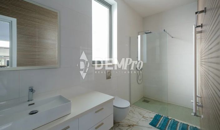 Image No.20-4 Bed Villa for sale