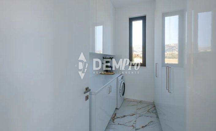 Image No.24-4 Bed Villa for sale