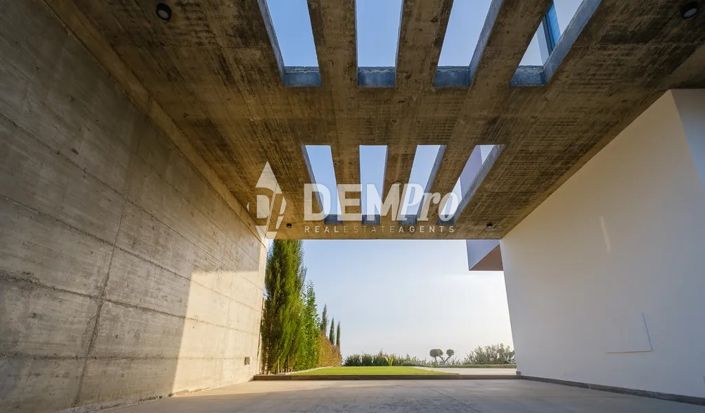 Image No.29-4 Bed Villa for sale