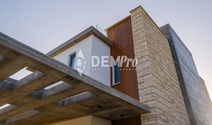 Image No.30-4 Bed Villa for sale