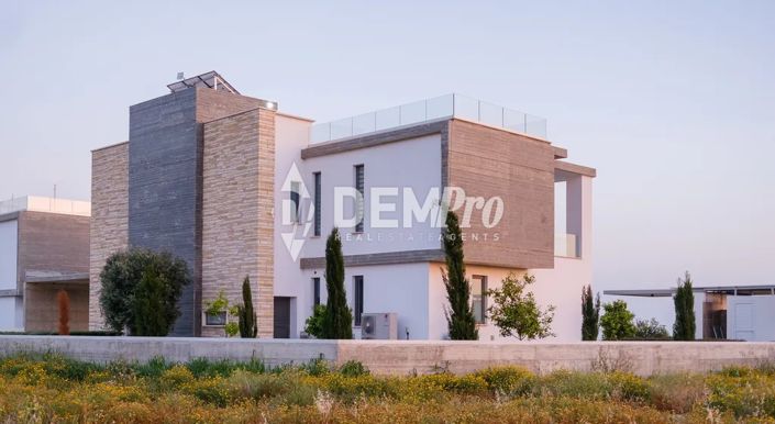 Image No.40-4 Bed Villa for sale