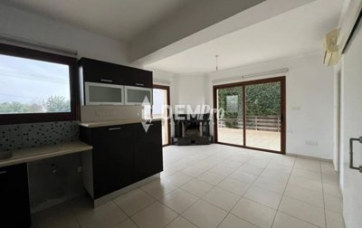 50786-villa-for-sale-in-agia-varvarafull