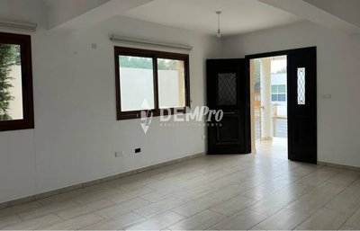 50791-villa-for-sale-in-agia-varvarafull