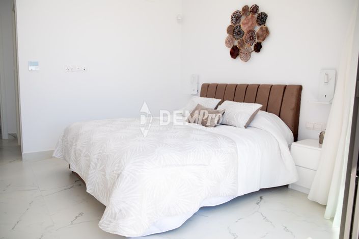 Image No.10-3 Bed Villa for sale