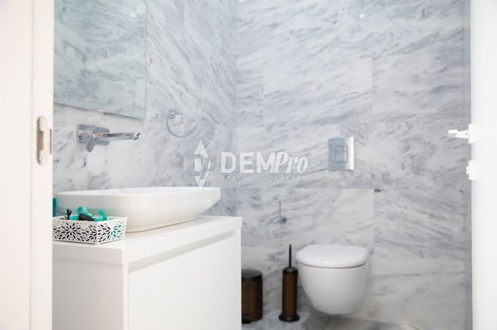 Image No.13-3 Bed Villa for sale