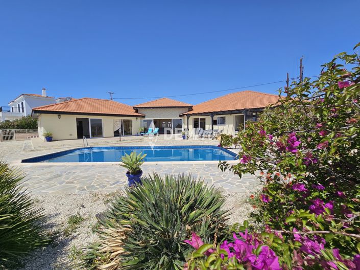 Image No.18-4 Bed Villa for sale