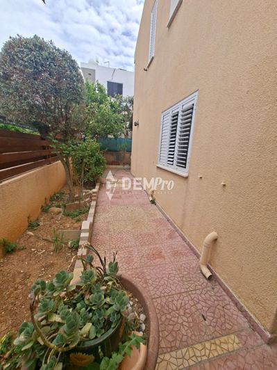 Image No.12-3 Bed Villa for sale