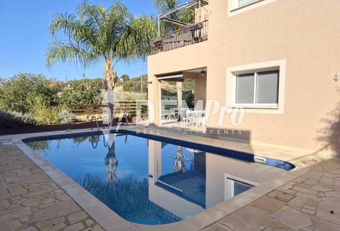 Image No.12-3 Bed Villa for sale