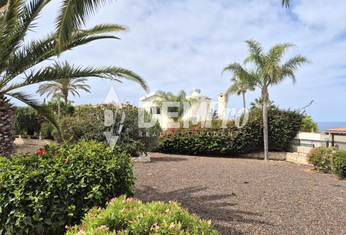 Image No.30-3 Bed Villa for sale