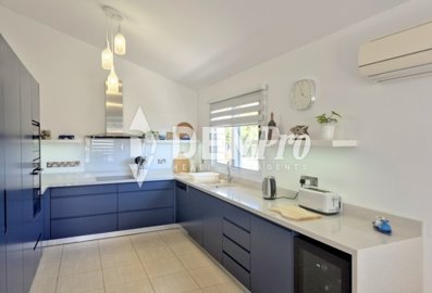 55566-villa-for-sale-in-talafull