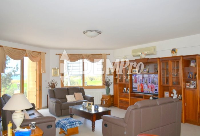 Image No.5-3 Bed Villa for sale