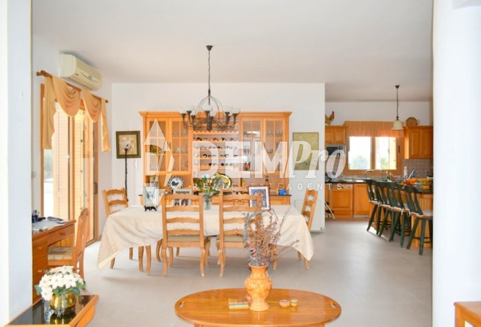 Image No.6-3 Bed Villa for sale